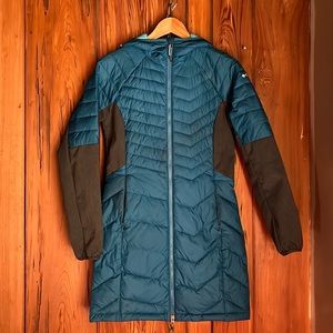 Columbia Jacket Women’s XS teal long with hood